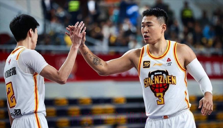 “刀疤战士”贺希宁 一次刀刃向内的蜕变 “刀疤战士”贺希宁 一次刀刃向内的蜕变